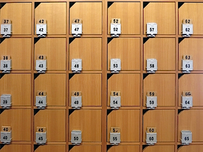 Getabako (shoe storage chest/lockers)